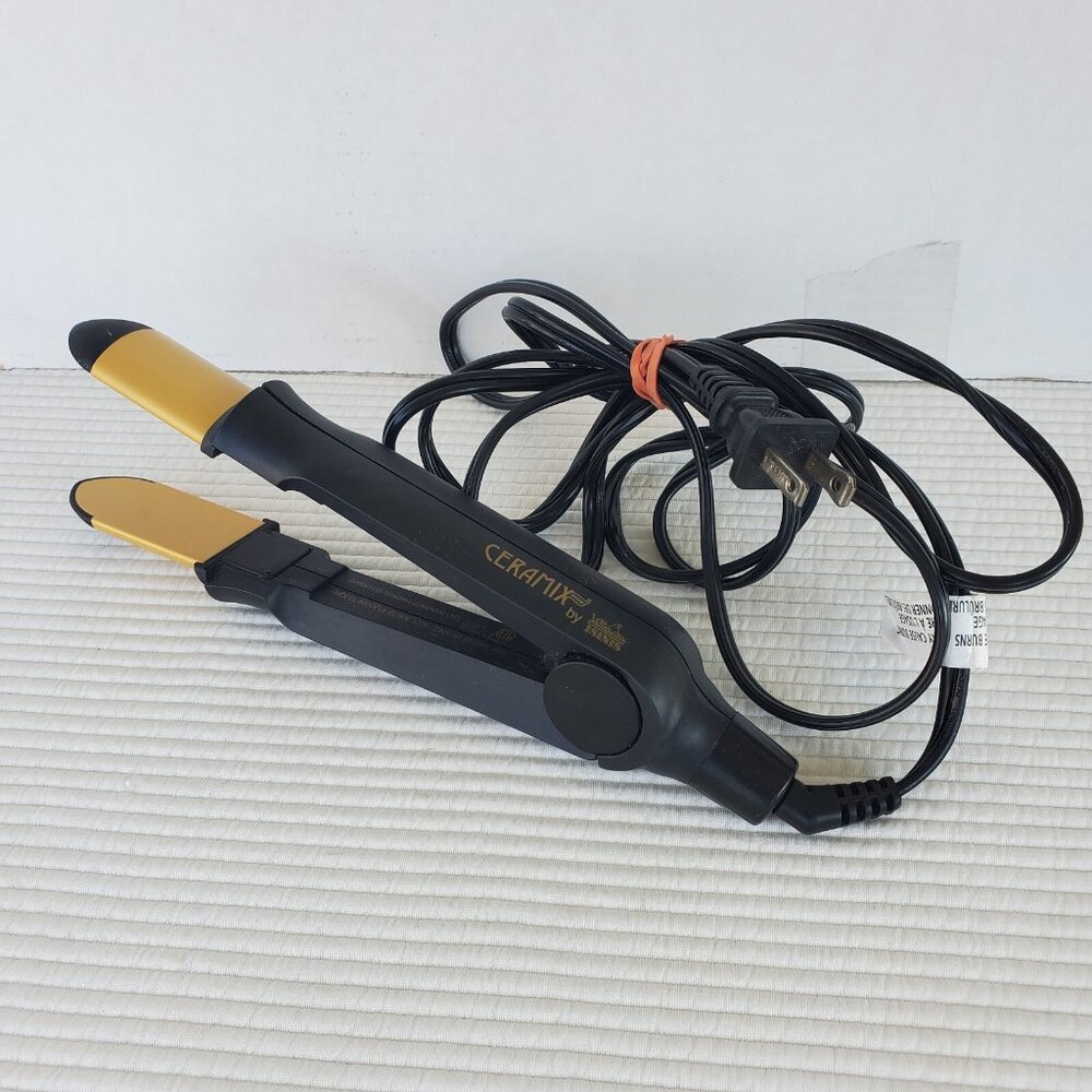 Ceramix By Insinis 1S280C Hot Straightener Iron Black Short Plate Heats Up Works